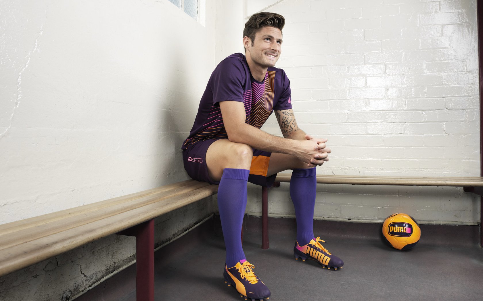 主办方发布赛事观赛礼仪手册，倡导文明观赛，文明观赛方案