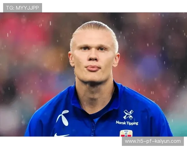 哈兰德转身甩动防守,挪威进攻层层推进