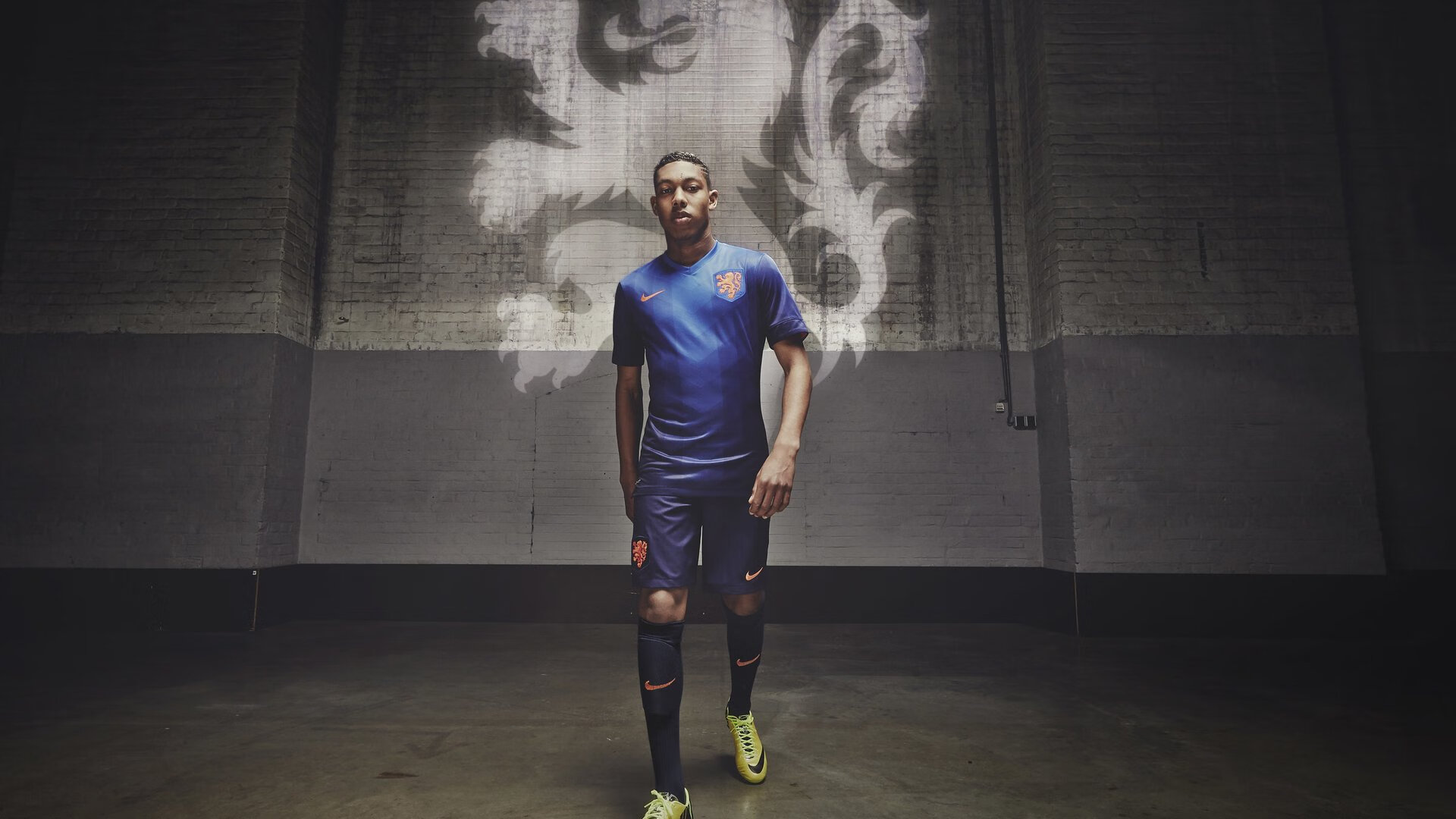 开云体育登入-“尼古拉斯·桑特基的精湛技巧与领导力，成就阿根廷美洲狮队的未来”